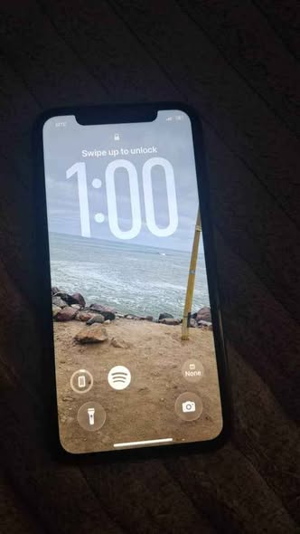 IPhone 11 photo 4