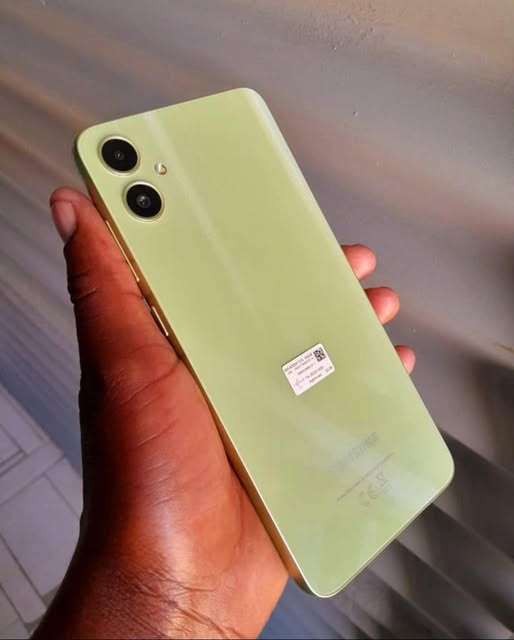 Samsung A05 photo 1