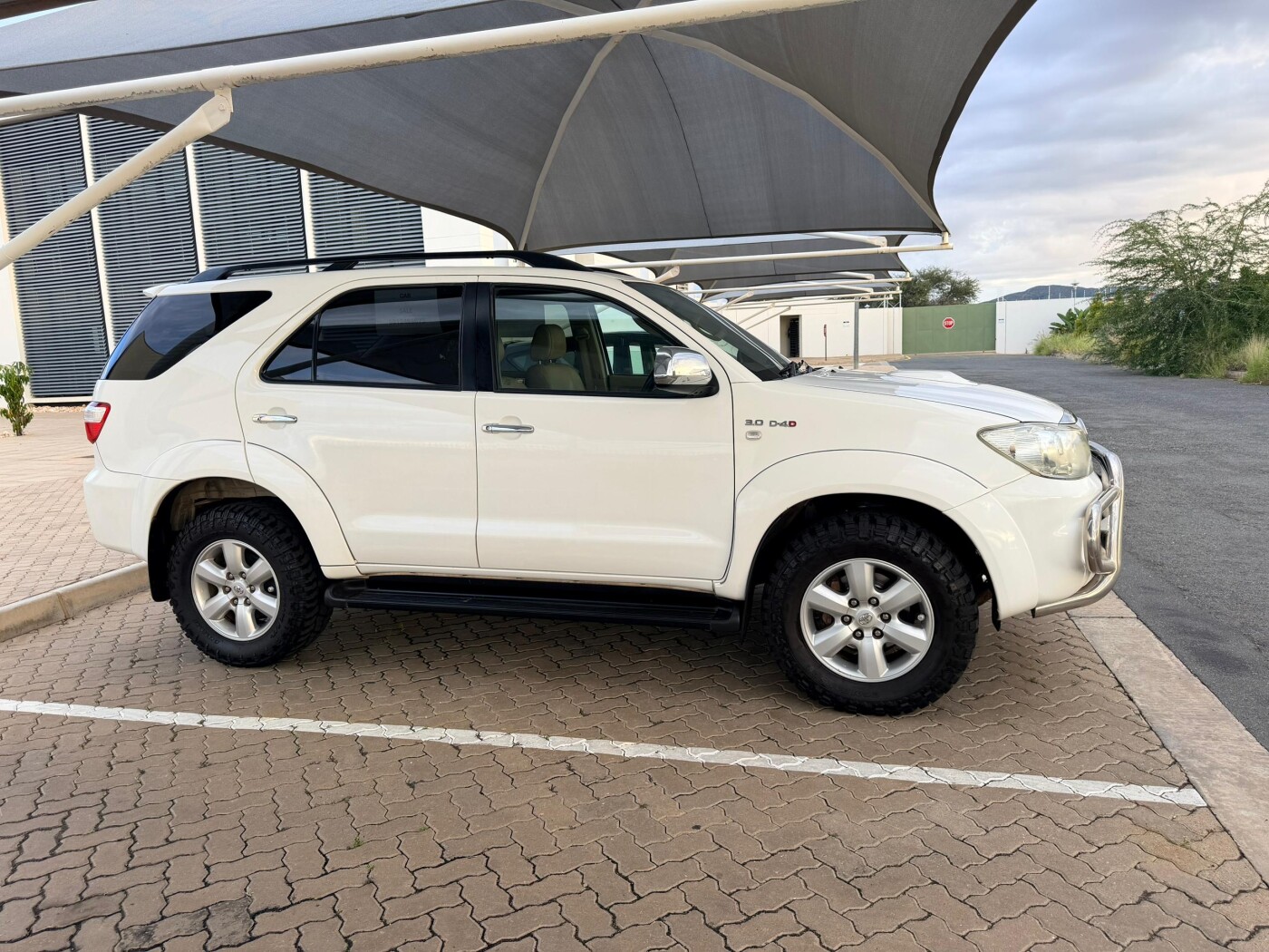 Toyota fortuner 3.0 D4D photo 3