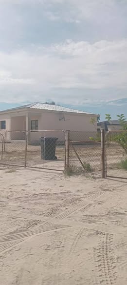 HOUSES FOR SALE IN ONDANGWA photo 3