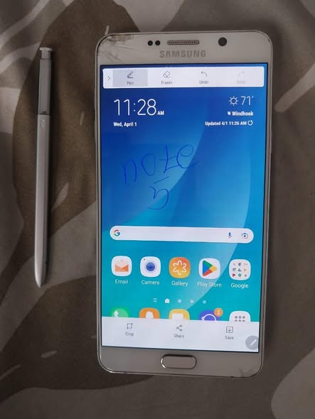 Samsung Galaxy Note 5 photo 3