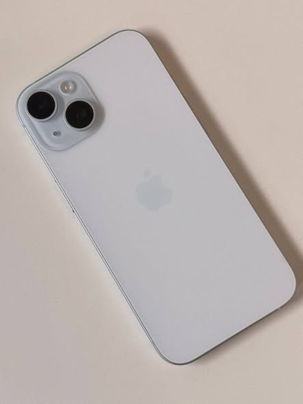 IPhone 15 128GB photo 1
