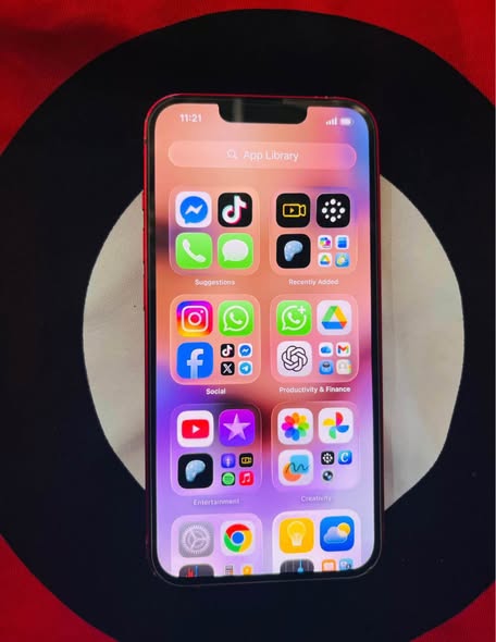 iPhone 13 photo 3