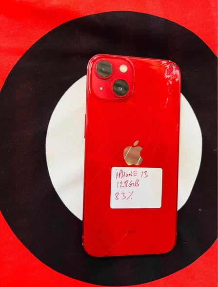 iPhone 13 photo 1