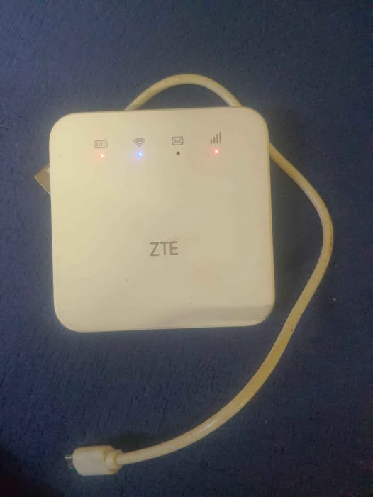 Pocket wifi photo 1