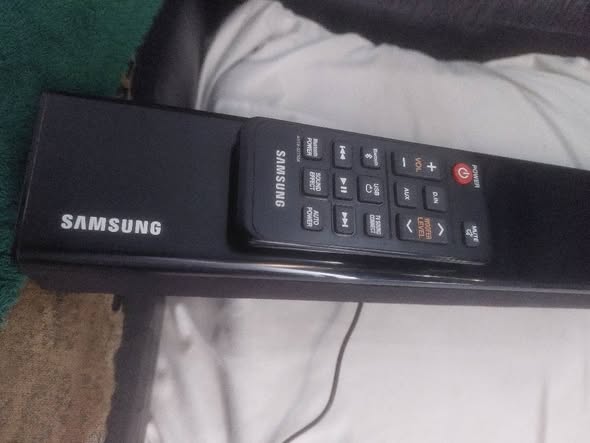 SAMSUNG SOUND BAR photo 1