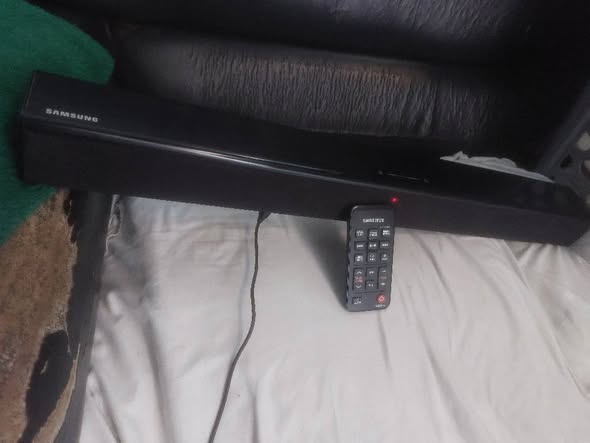 SAMSUNG SOUND BAR photo 3