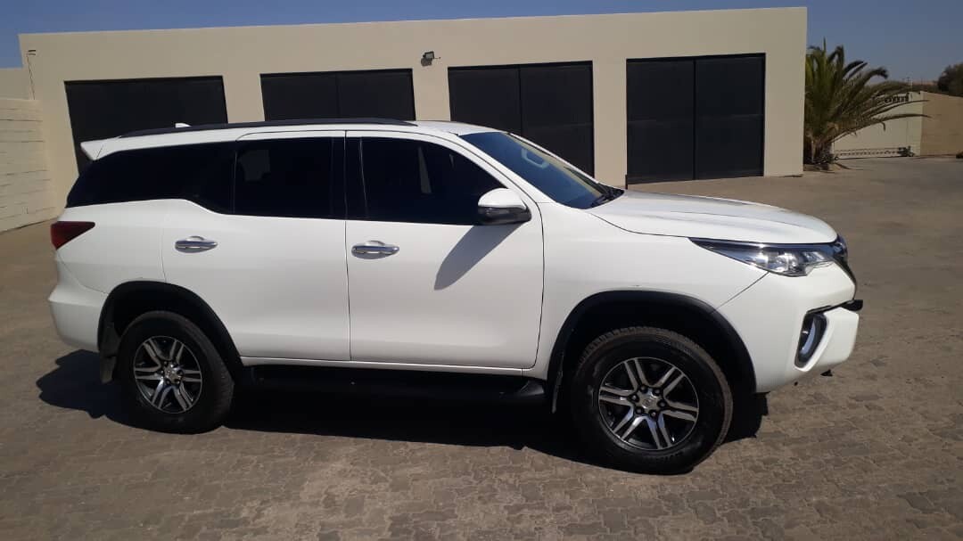 2019 Toyota Fortuner 2.4 GD6 for sale!!! photo 3