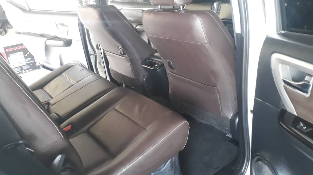 2019 Toyota Fortuner 2.4 GD6 for sale!!! photo 5