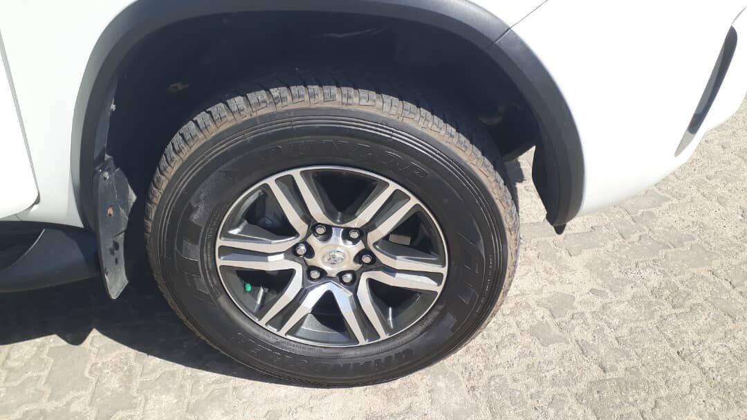 2019 Toyota Fortuner 2.4 GD6 for sale!!! photo 8