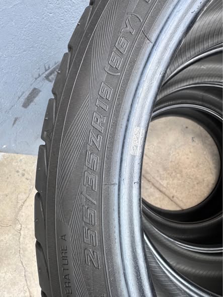 255/35/R19 Tyres photo 3
