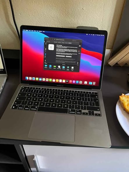 MacBook Air M1 (256GB) photo 2