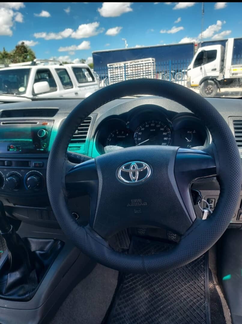 Toyota hilux 2.5 Diesel 0816555840 photo 4
