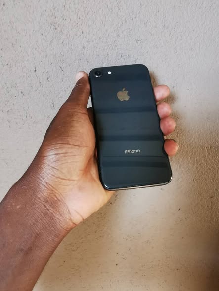 Iphone 8 photo 2