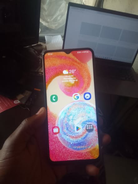 Samsung a04e photo 1