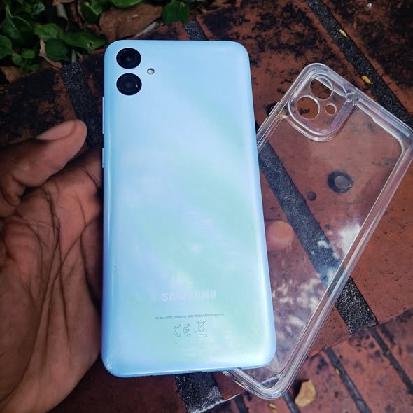 Samsung A04e  32 Storage photo 1