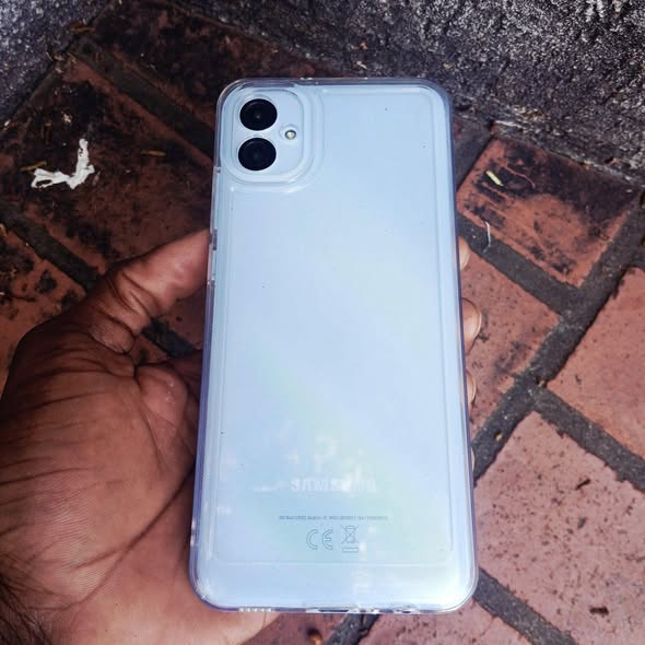 Samsung A04e  32 Storage photo 3