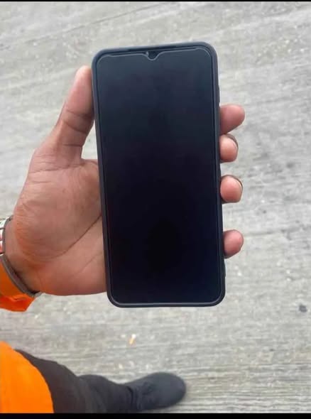 Samsung A04e photo 2