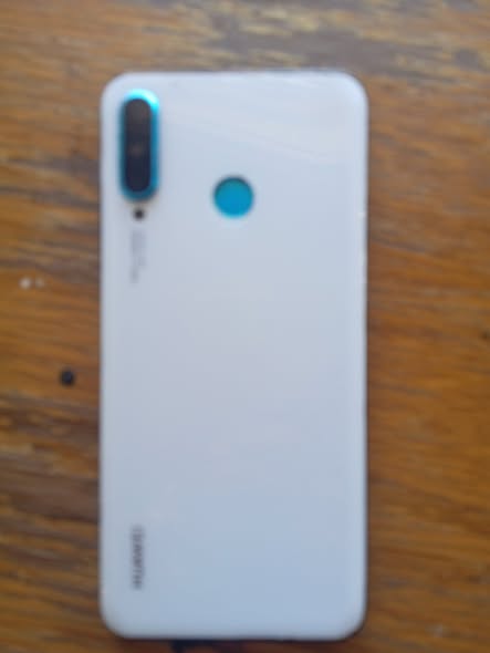 HUAWEI P30 Lite photo 2