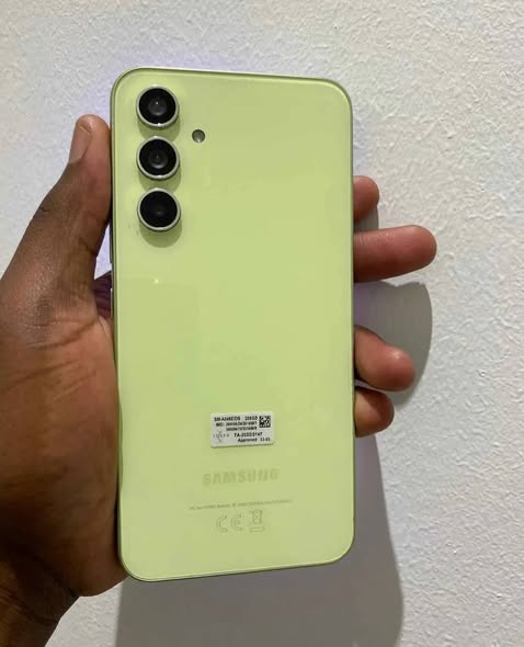 Samsung A54 photo 1