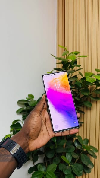 Samsung A73 5G 128gb photo 2