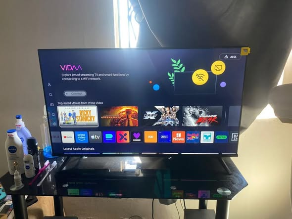 Hisense smart TV photo 1