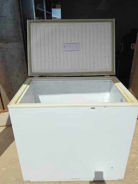 320 litters deep freezer photo 2