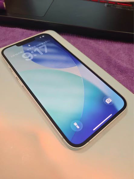 iPhone 16e 512GB photo 3