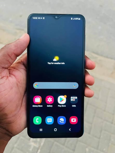Samsung A02 photo 1
