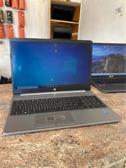 Hp 255 g8 AMD Radeon p photo 1