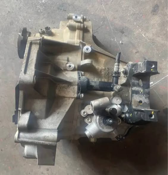 Polo vivo gearbox photo 1