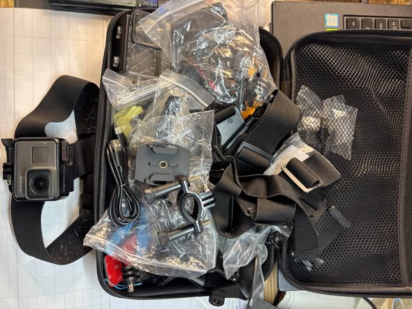 Go Pro Hero 5 + Brand new accessories photo 1