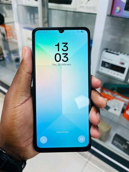 Samsung A06 photo 1