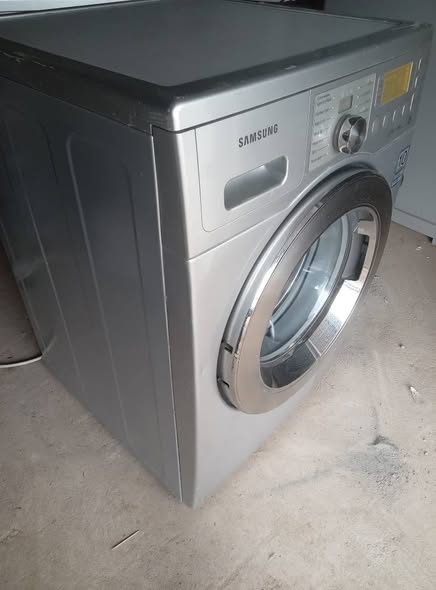 Samsung front loader automatic washing machine photo 3