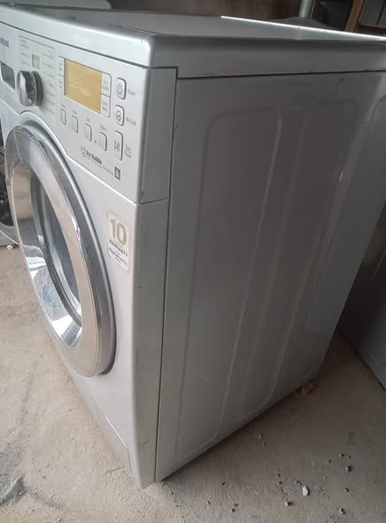 Samsung front loader automatic washing machine photo 2