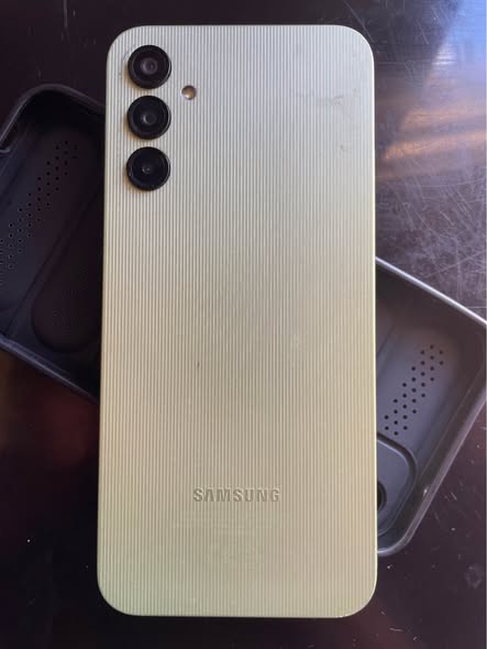 Samsung A14 photo 2