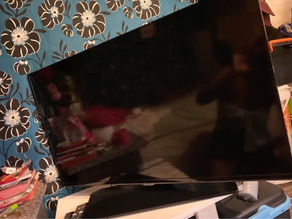 Samsung TV photo 1