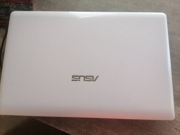 Asus corei5 laptop photo 5
