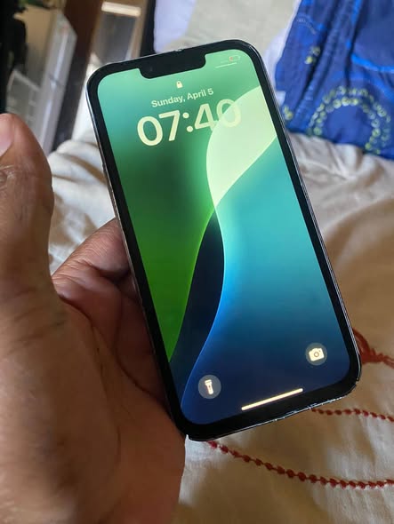 Iphone 13 photo 1