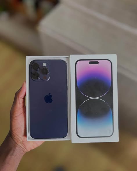 iPhone 14 Pro (128GB) photo 1