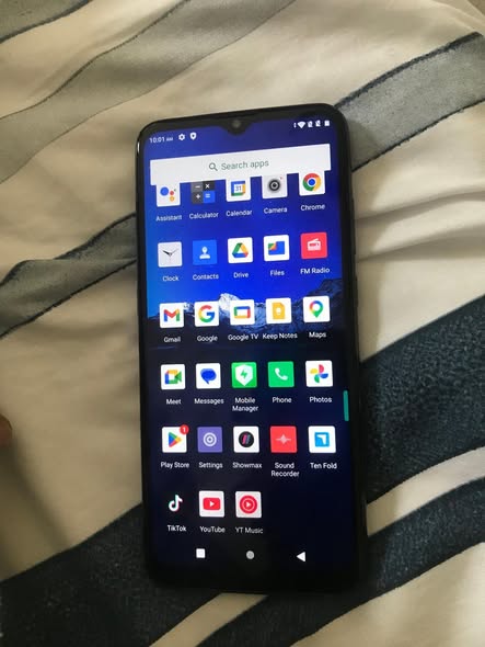 Hisense U50 photo 1