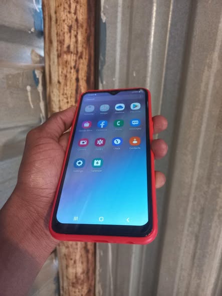 Samsung A10s photo 1