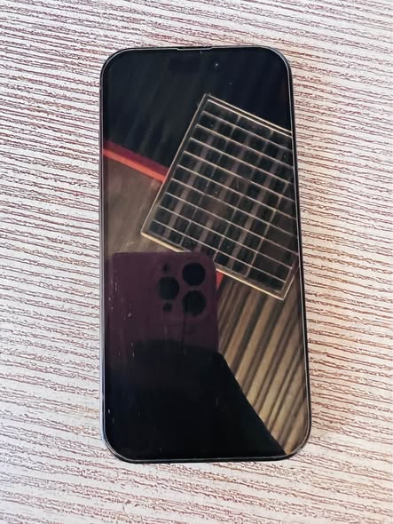 iPhone 16 photo 5