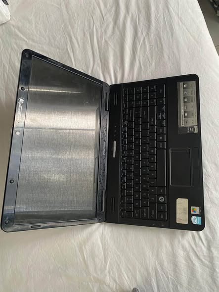 Laptop photo 2