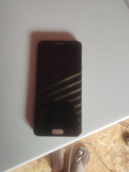 Samsung galaxy j5 prime photo 4