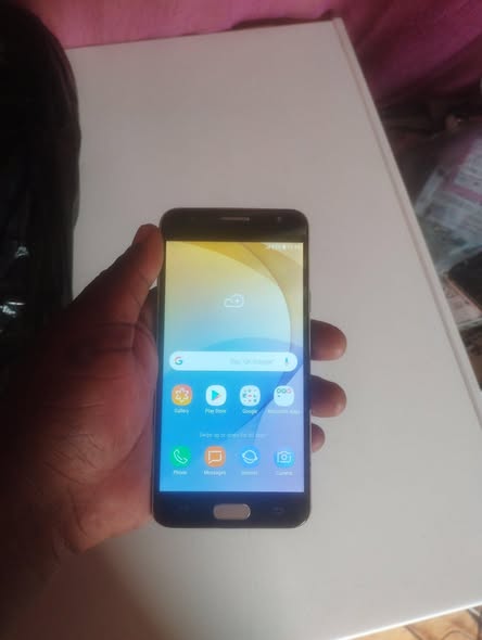 Samsung galaxy j5 prime photo 1