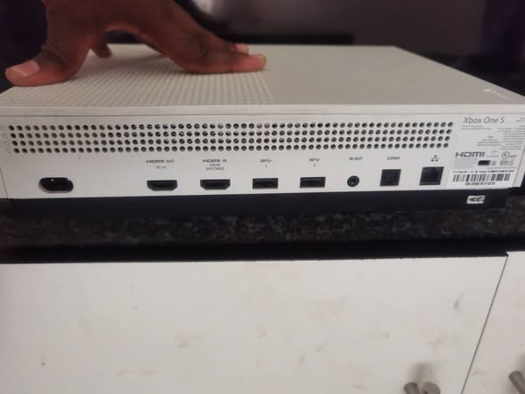 Xbox oneS photo 4