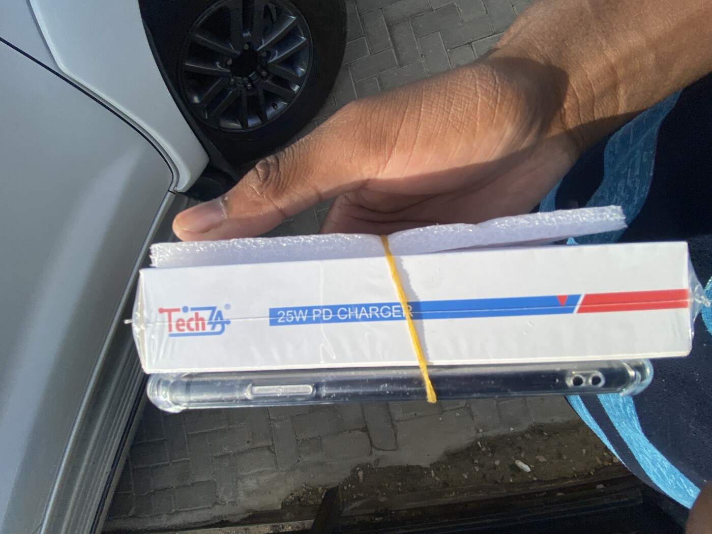 IPhone 11 Normal photo 2
