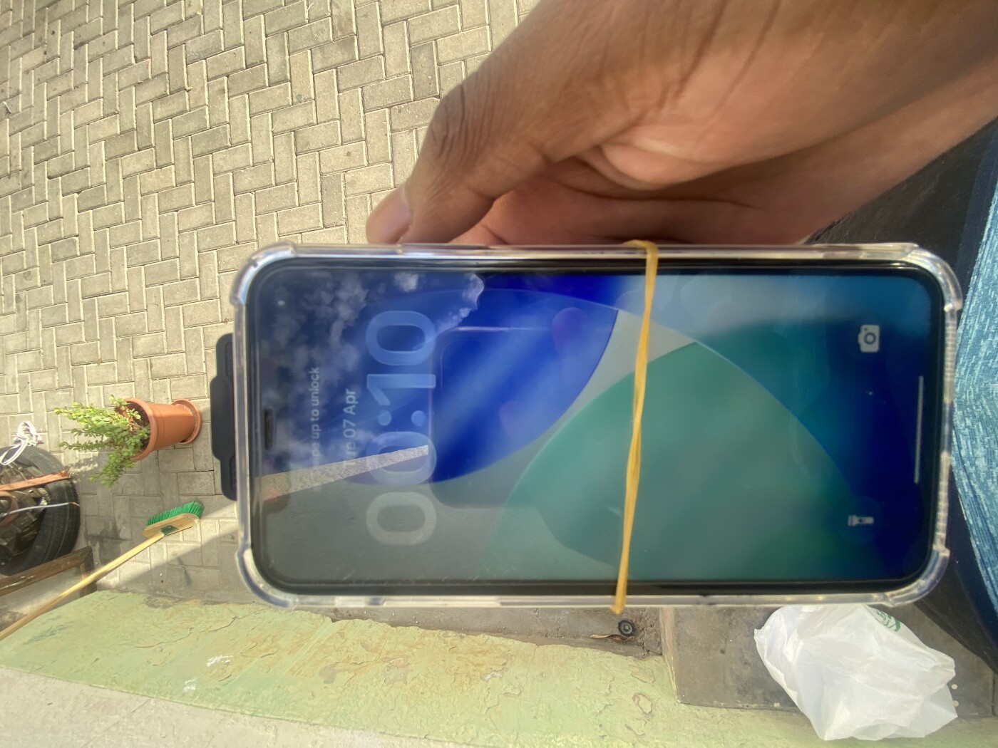 IPhone 11 Normal photo 3