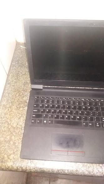 Lenovo laptop photo 3